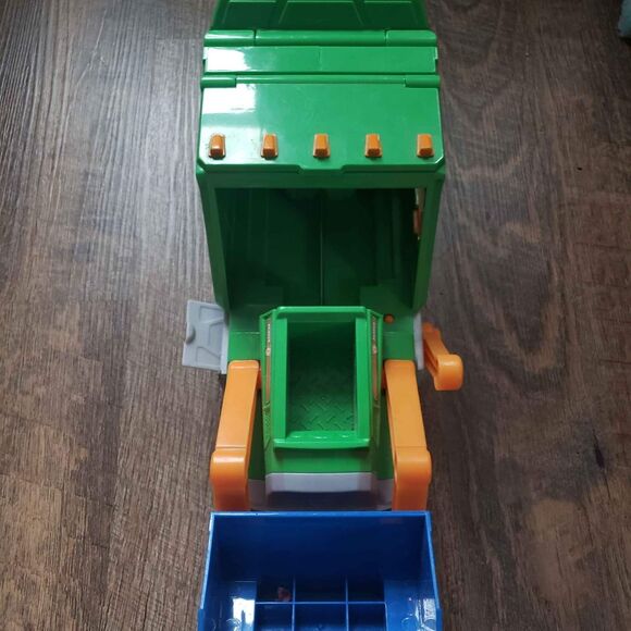 Paw Patrol garbage truck - Picture 5 of 6